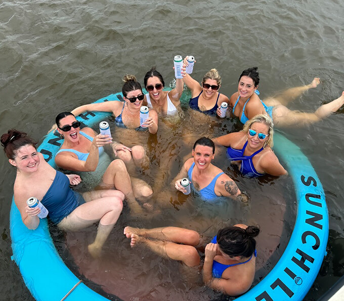 party-cat-slider (7)